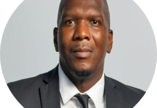 Dr	Thabani Mazibuko